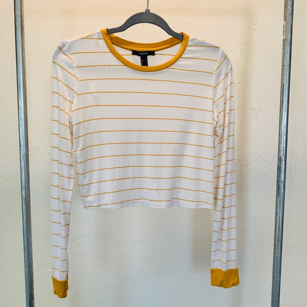 Forever 21 long sleeved stripped crop top